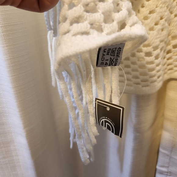 NWT | Crochet Poncho - Picture 3 of 3